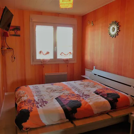 Les Vignes Apartment *